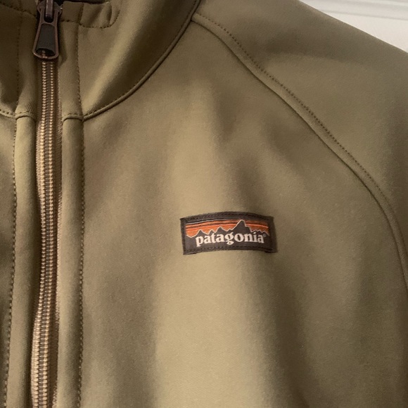 Patagonia sweater jacket - Picture 2 of 6
